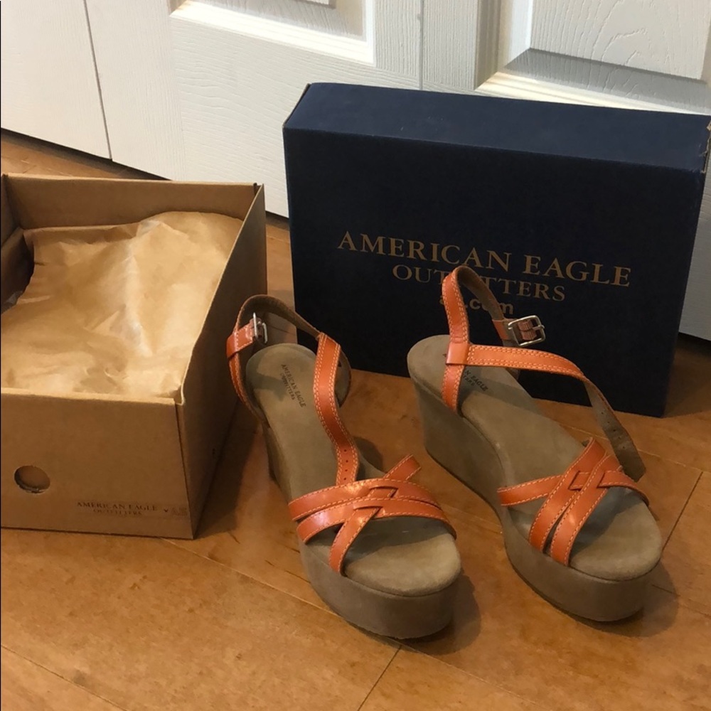 American Eagle Outfitters size 8 wedge sandals
